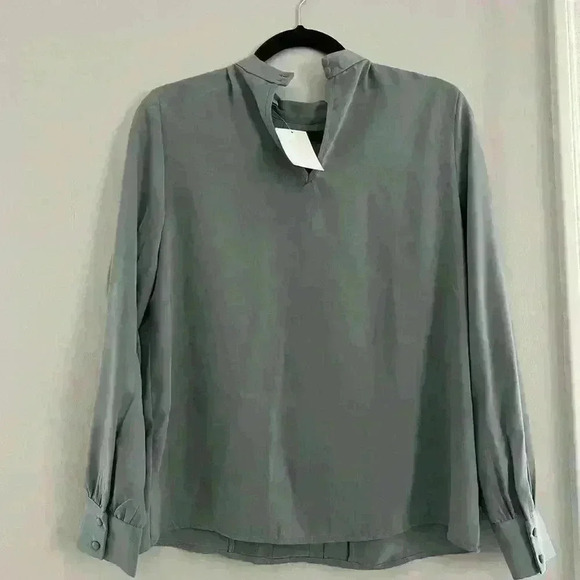 H&M pleat-front blouse blue - Picture 5 of 7